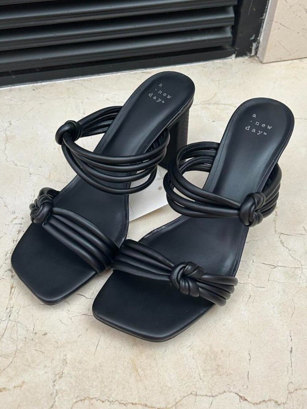 A New Day black knot sandals Size US 9.5 fits small new with tags